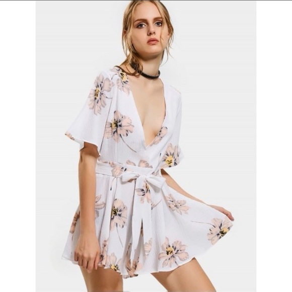 Reverse White & Floral Plunge Romper - Picture 1 of 1